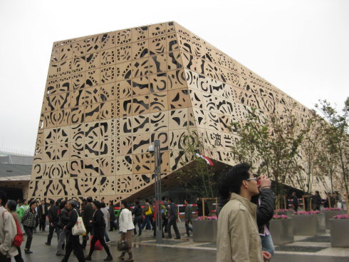 藝術(shù)品展廳該如何設計