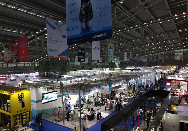 深圳機(jī)械展搭建設(shè)計(jì)：推動(dòng)專(zhuān)業(yè)技術(shù)核心體系--藝覽天下展覽